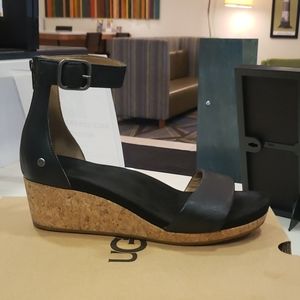 UGG ZOE black sandal